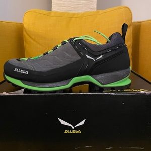 Mens Mountain/Hiking Shoes